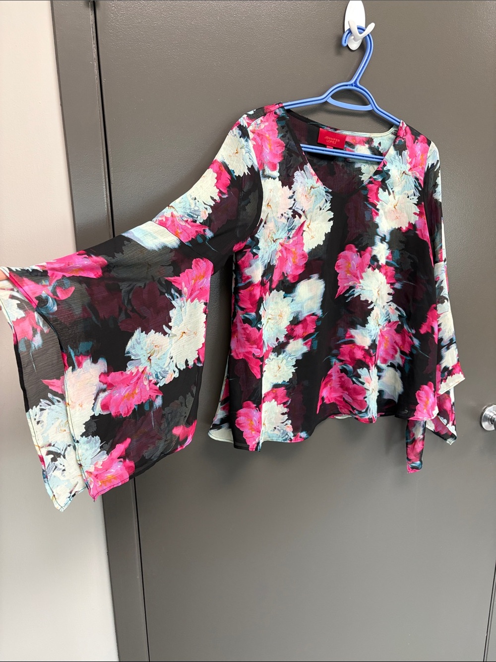 Fairycore Jennifer Lopez Floral Bell-Sleeve Blouse - Black Pink Aqua